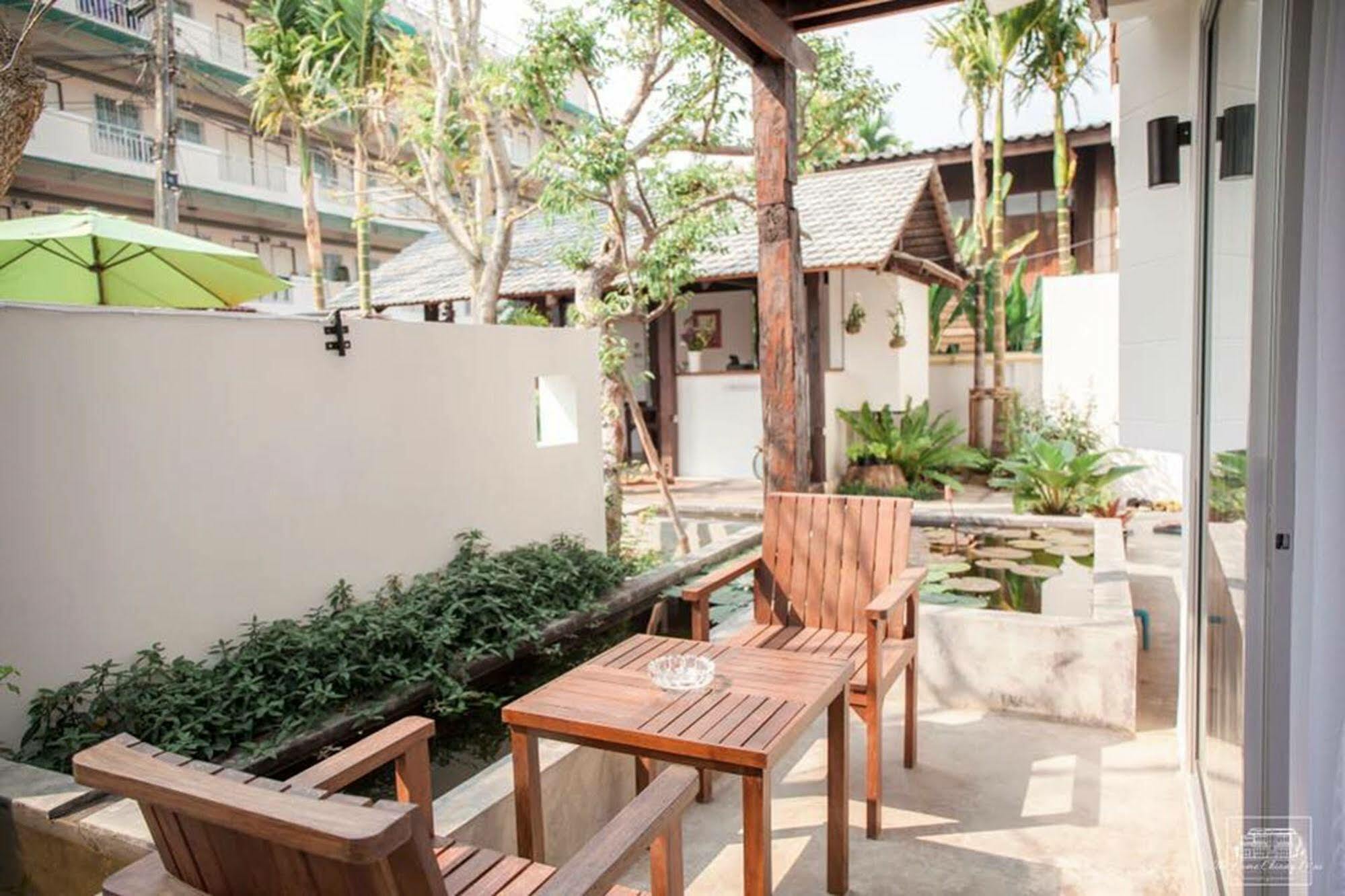 The Home Chiangmai Luxury Guesthouse Chiang Mai Luaran gambar