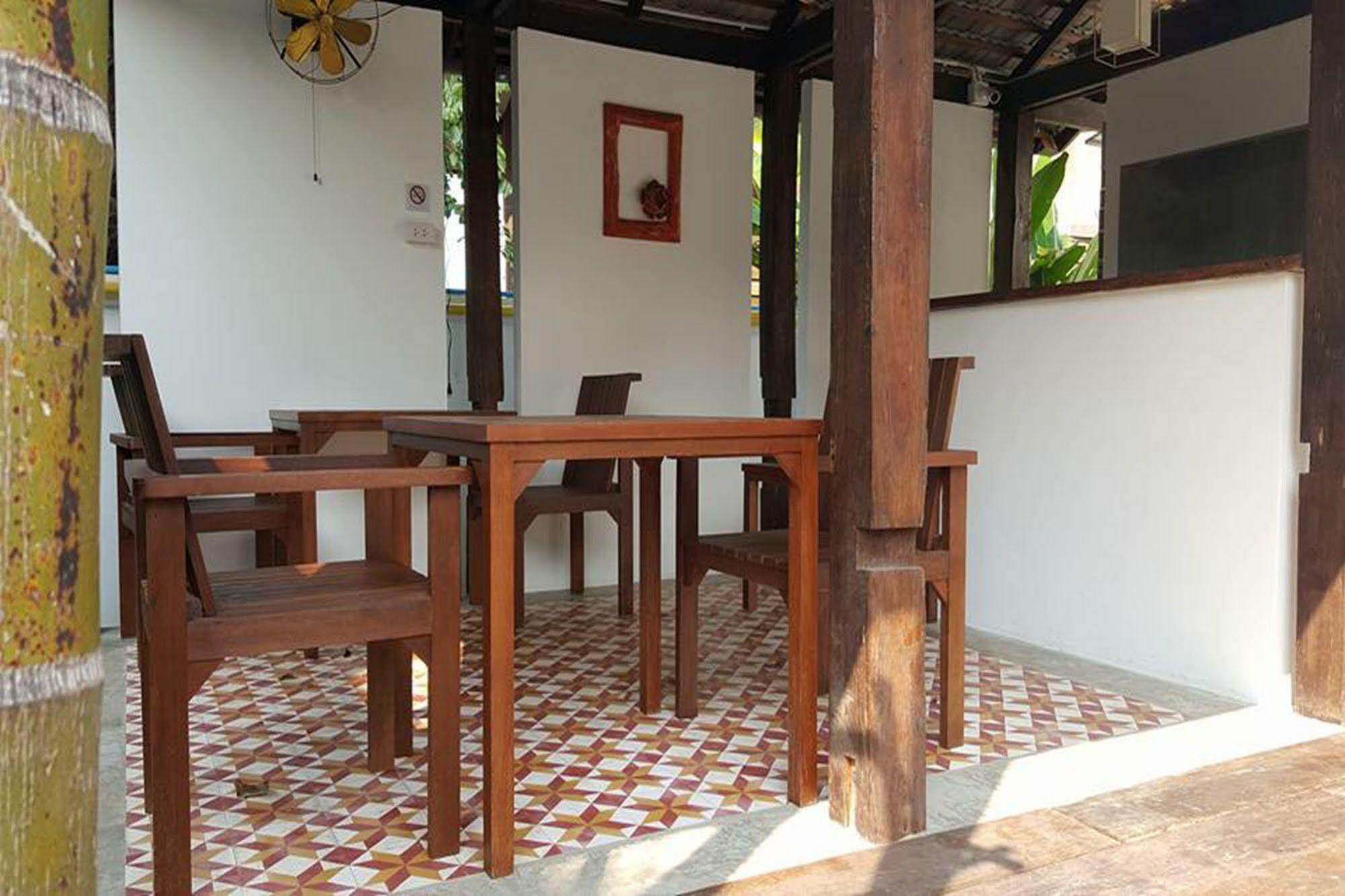 The Home Chiangmai Luxury Guesthouse Chiang Mai Luaran gambar